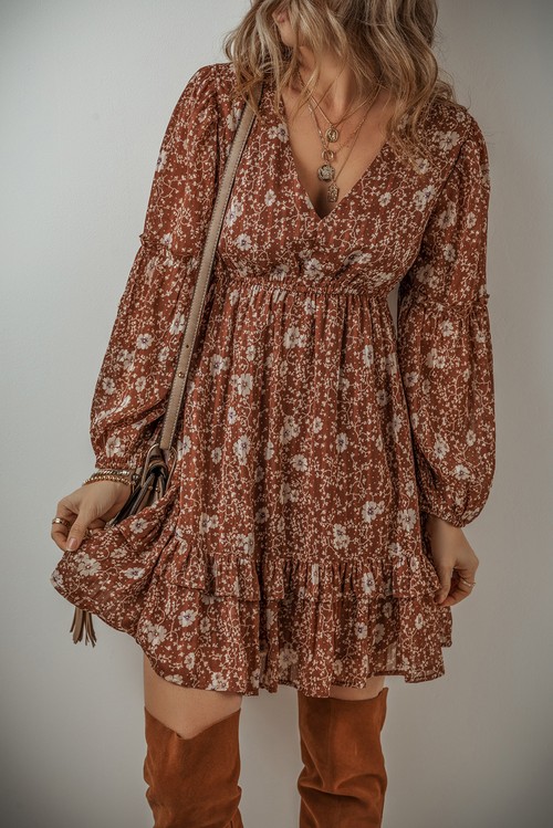 Vestido Curto Boho Floral Marrom Manga Bufante Ruffled Gola V