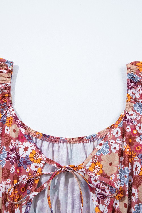 Vestido Curto Floral Vermelho Manga Bufante Gola Quadrada Nó nas Costas