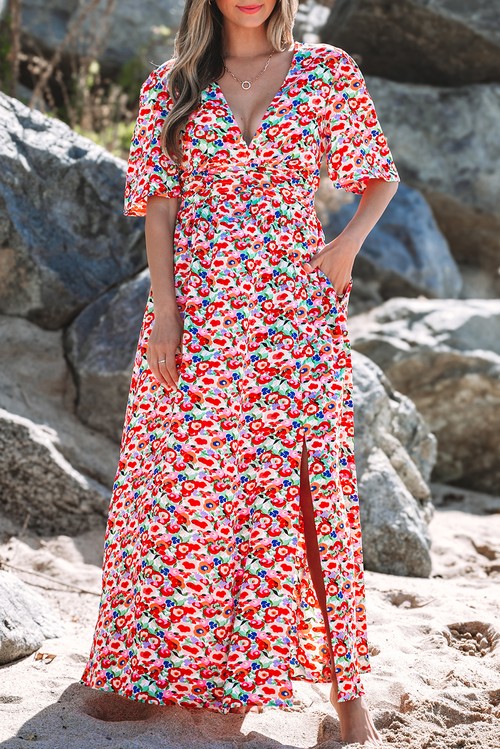 Vestido Floral Vermelho Manga Meia Gola V Profundo Recorte Costas Fenda