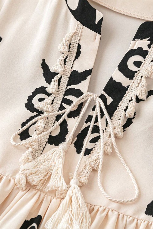 Vestido Curto Bege Western Estampa Tassel Gola V Notched