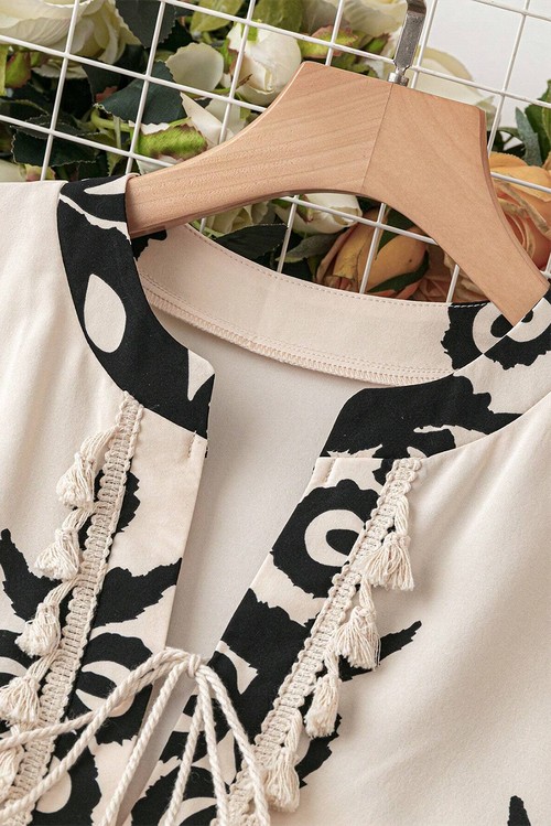 Vestido Curto Bege Western Estampa Tassel Gola V Notched