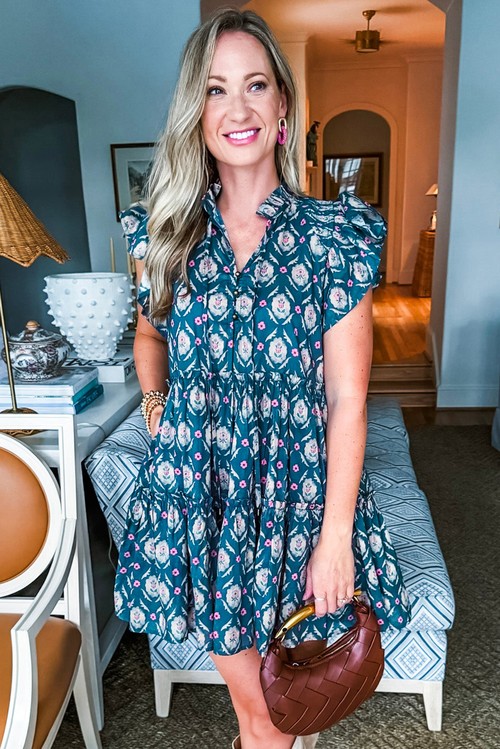 Vestido Curto Floral Retrô Azul Gola com Torção Babados Manga Curta