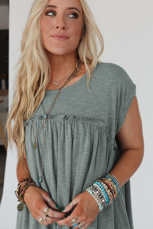 Vestido Camiseta Verde Névoa Gola Redonda Babados Costuras Franzidas